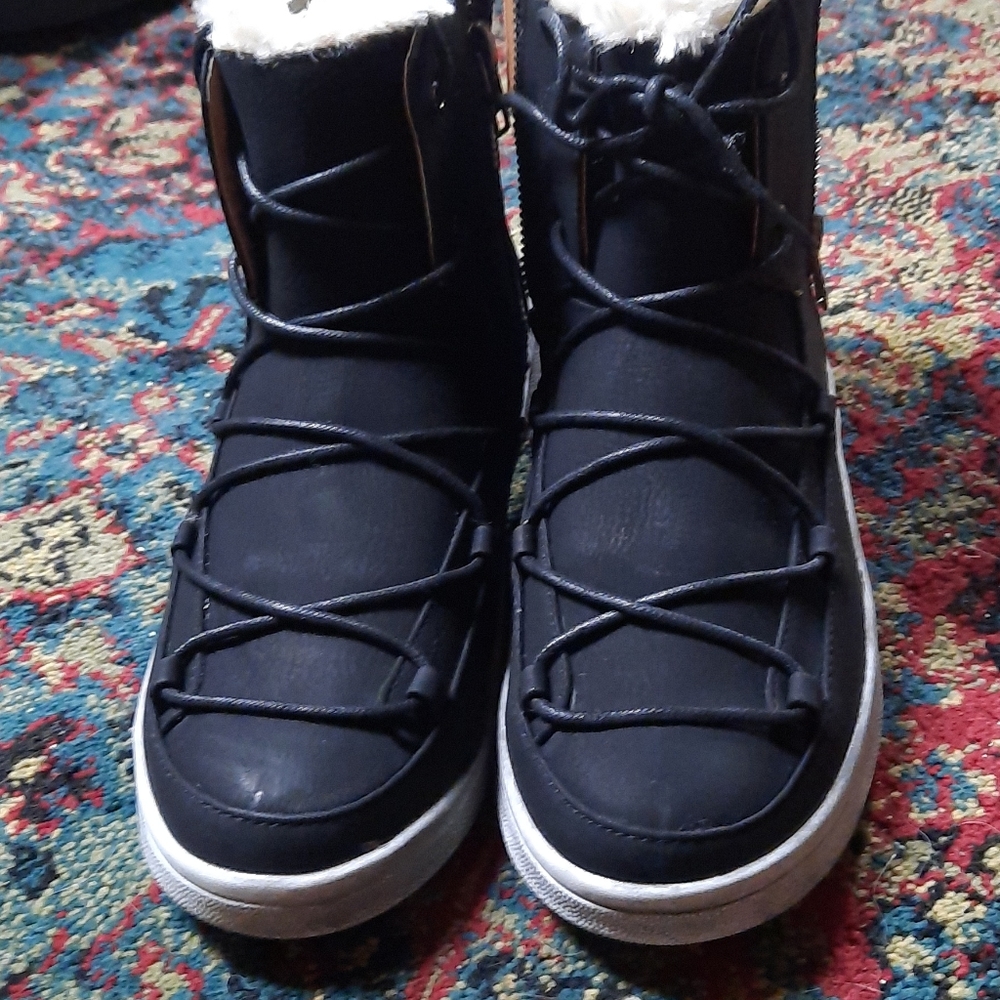 Never worn